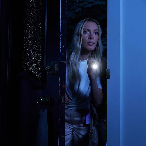 SABRE 2-in-1 Flashlight Design with Built-in Stun Gun, Powerful 1.76 ?C Charge, 200 Lumen LED with 3 Modes; High, Low and Strobe, Rechargeable Battery, Hard Case and USB-C Charging Cord Included