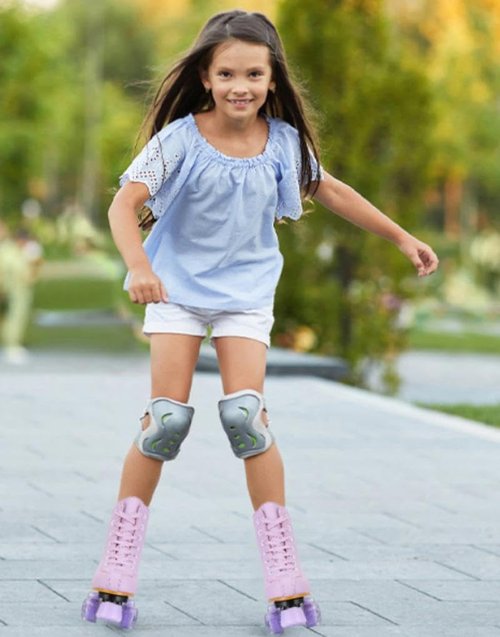 Gets Roller Skates for Girls and Women, PU Leather Light Up Outdoor Kids Roller Skates, Cute Four-Wheel Beginner Roller Derby Skates Girls Ages 8-12(Purple,36)