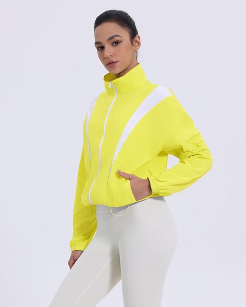 Locachy Women's Athletic Workout Jacket - Lightweight Cropped Full Zip for Running & Hiking