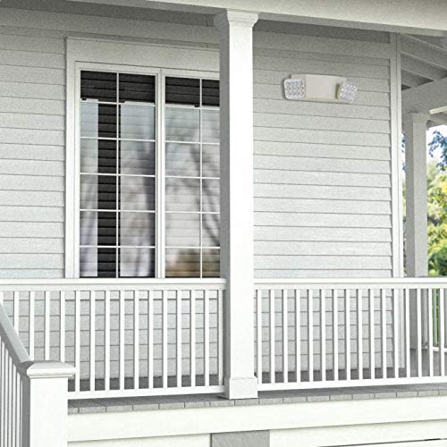 LED Emergency Lighting Fixtures with 2 LED Heads, Commercial Emergency Light with Battery Backup, UL 924 and CEC Qualified, 120-277 Voltage (1-Pack)¡¦