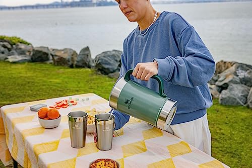 STANLEY Stay-Chill Pitcher 64oz Ash - Vacuum-Insulated Jug for Cold Drinks