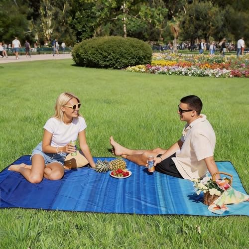 AISPARKY Striped Blue Green Gradient Pocket Waterproof Sandproof Beach Blanket 39" x 79"