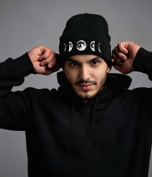 Gothic Moon Phase Skull Beanie Hats for Men Women, Warm Embroidery Winter Hat for Birthday Christmas & New Year Black