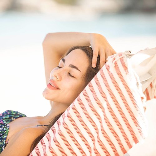 Bazaar Anatolia Turkish Beach Towel - Oversized 100% Cotton, Quick Dry & Sand Free - 71x39 Inches in Arpa Red