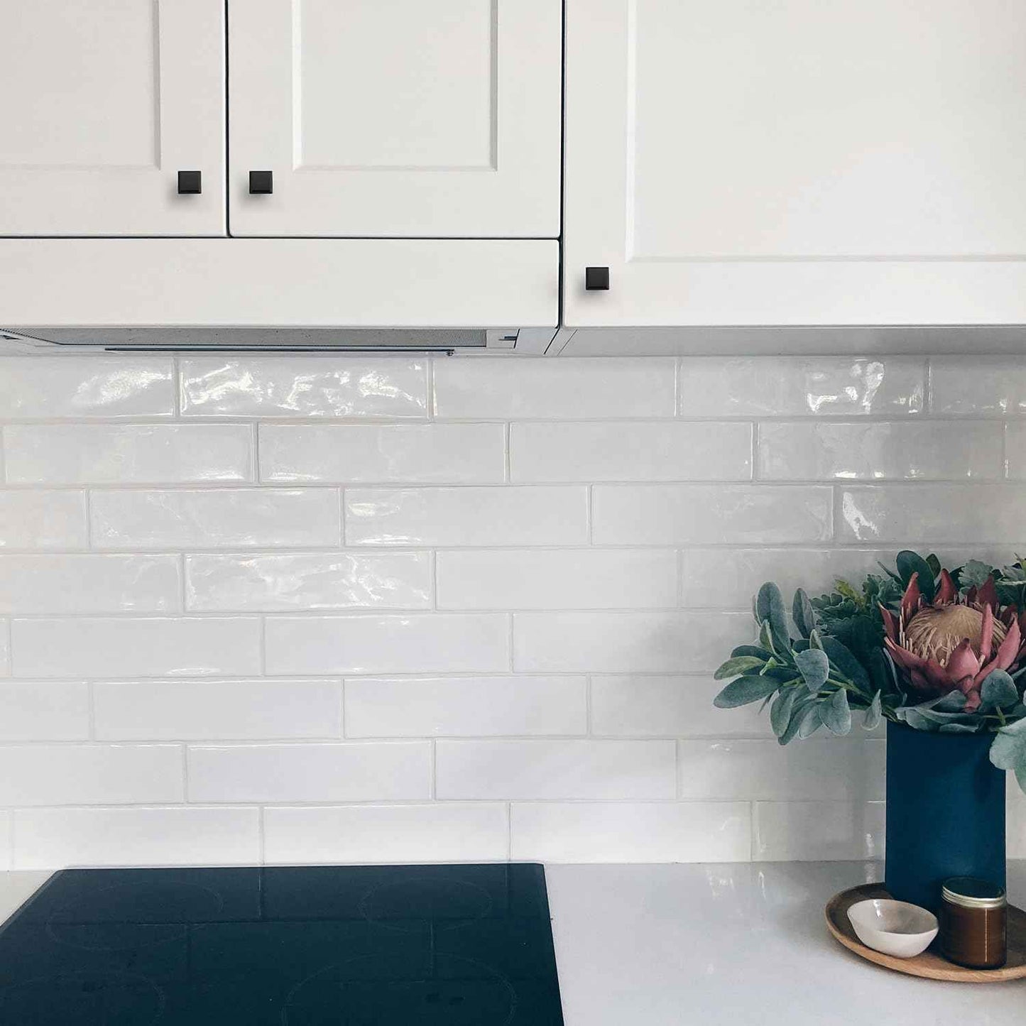 Ravinte 10 Pack 1-3/16 Inch Matte Black Kitchen Square Cabinet Knobs Solid Drawer Pulls Black Single Hole Kitchen Cabinet Hardware Knobs for Cabinets and Drawers