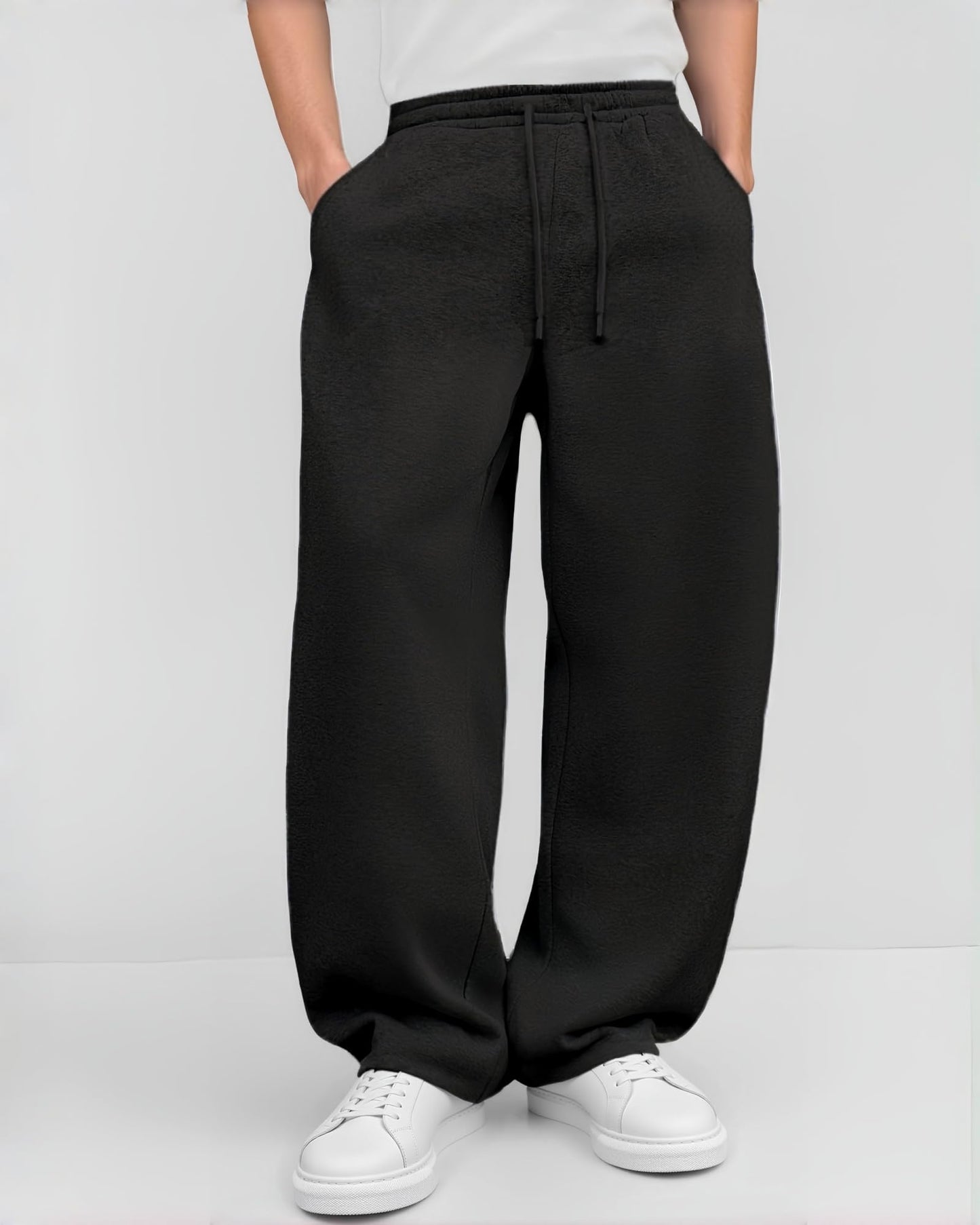 Men’s Baggy Sweatpants Wide-Leg, Elastic Drawstring Waist Casual Lounge Joggers with Deep Pockets and Cozy Fleece Black