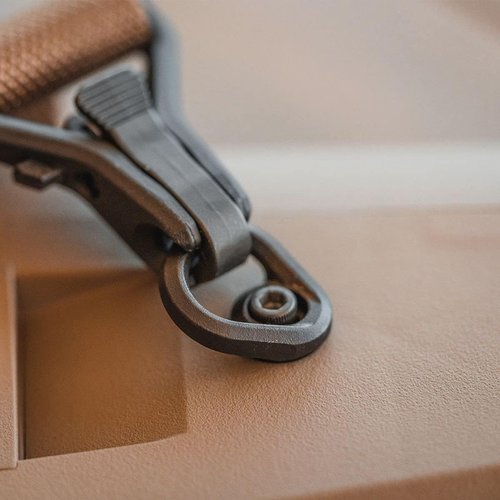Magpul QD Paraclip Sling Adapter - Quick-Disconnect Design for Easy Attachment