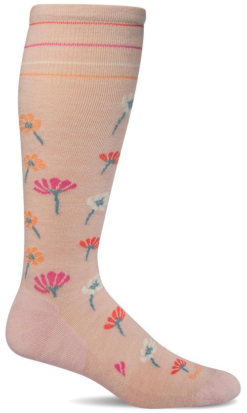 Sockwell Women Field Flower Moderate Graduated Compression Sock, Rose - M/L