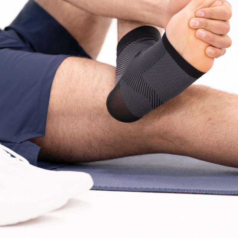 OS1st FS6 Plantar Fasciitis Foot Sleeves (One Pair) for Plantar Fasciitis Pain, Heel and Arch Pain, and Arch Support