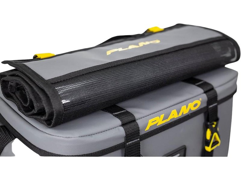 Plano Z-Series Lure Wrap, Gray and Black with Clear Compartments, Waterproof Pack-and-Roll Storage for Fishing Lures, Bait, & Terminal Tackle, MOLLE Attachments