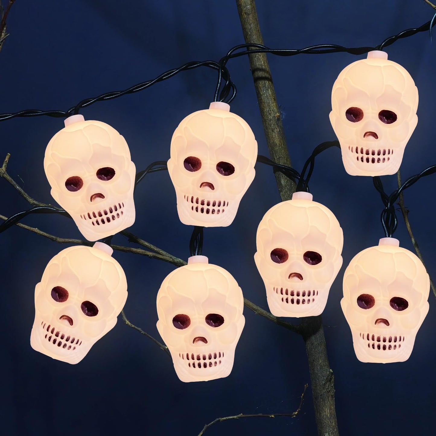 Skull String Lights - 8.5Ft Plug in String Lights Outdoor with 10 White Skeleton for Indoor/Outdoor Halloween Decoration, Hanging Ghost Head Lights for Party Patio Garden