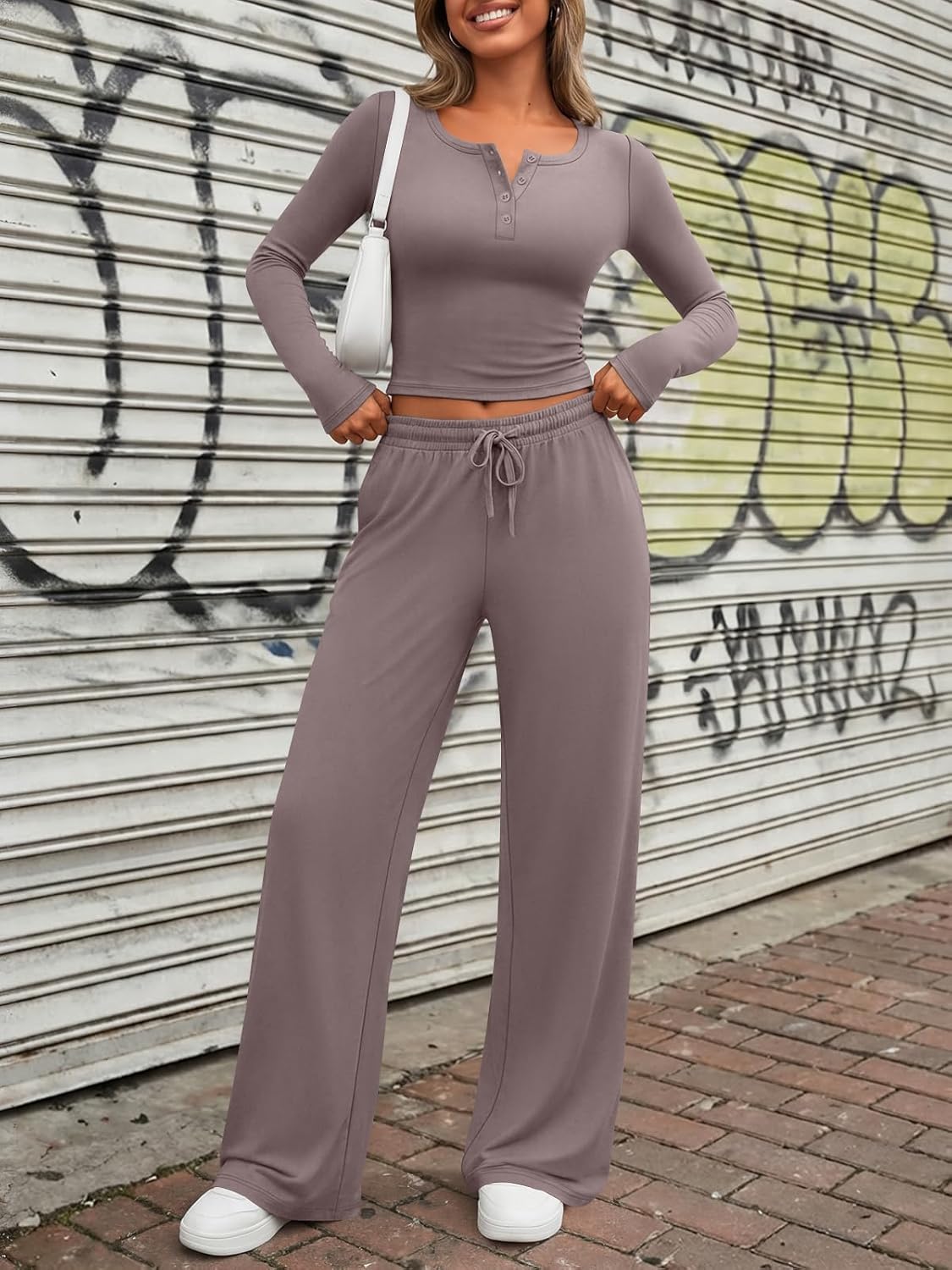 Trendy Queen Women's 2-Piece Lounge Set - Long Sleeve Crop Top & Wide Leg Pants | Casual Comfort