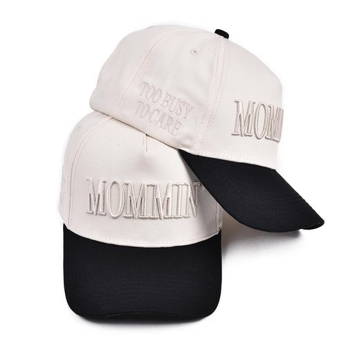Women’s Mommin Trucker Hat – Vintage Two-Tone Ponytail Baseball Cap, Embroidered Adjustable Hat, Great Gift for Mom & Women White