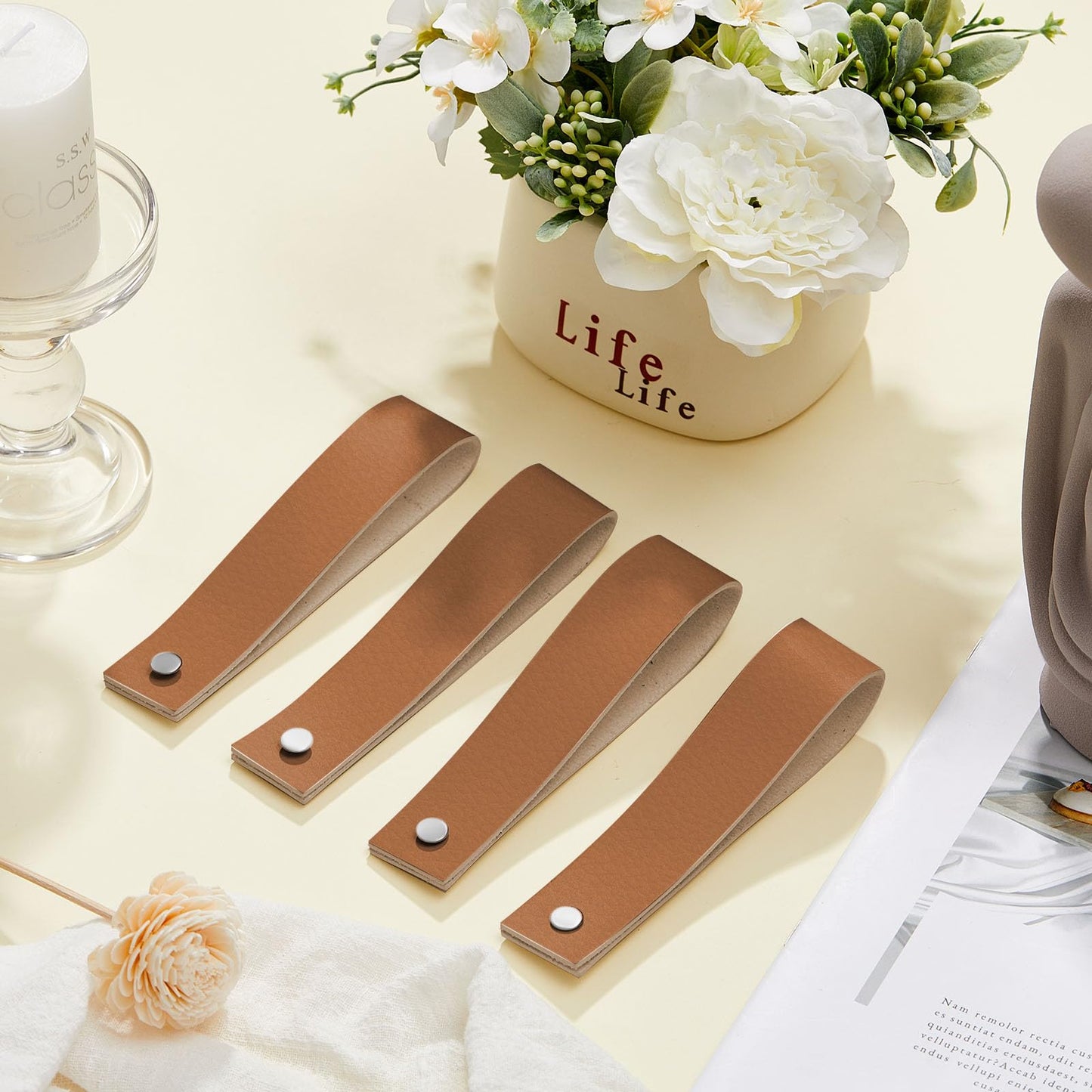 Vercraft 4 Pcs Faux Leather Sign Straps for Hanging Sign Faux Leather Curtain Rod Holder Straps Hanger for Engagement Wedding Welcome Event Display Seating Chart Ceremony Frame(Brown)