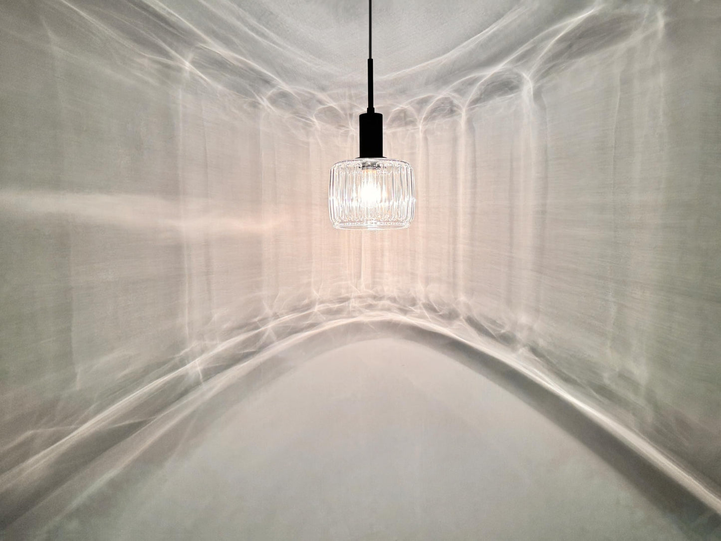 2 Pack 1 Light Industrial Modern Farmhouse Hanging Kitchen Island Pendant Ceiling Light Fixtures,Natural Wood 7.2" Clear Textured Glass Black Finish Over Sink Restaurant bar Corridor