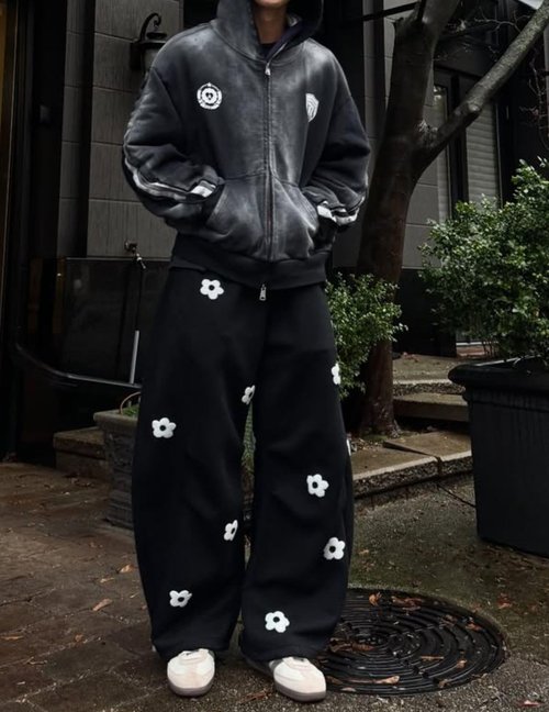 Aelfric Eden Baggy Wide Leg Sweatpants Flower Embroidery Casual Y2K Elastic Drawstring Lantern Barrel Lounge Trouser Pants Black L