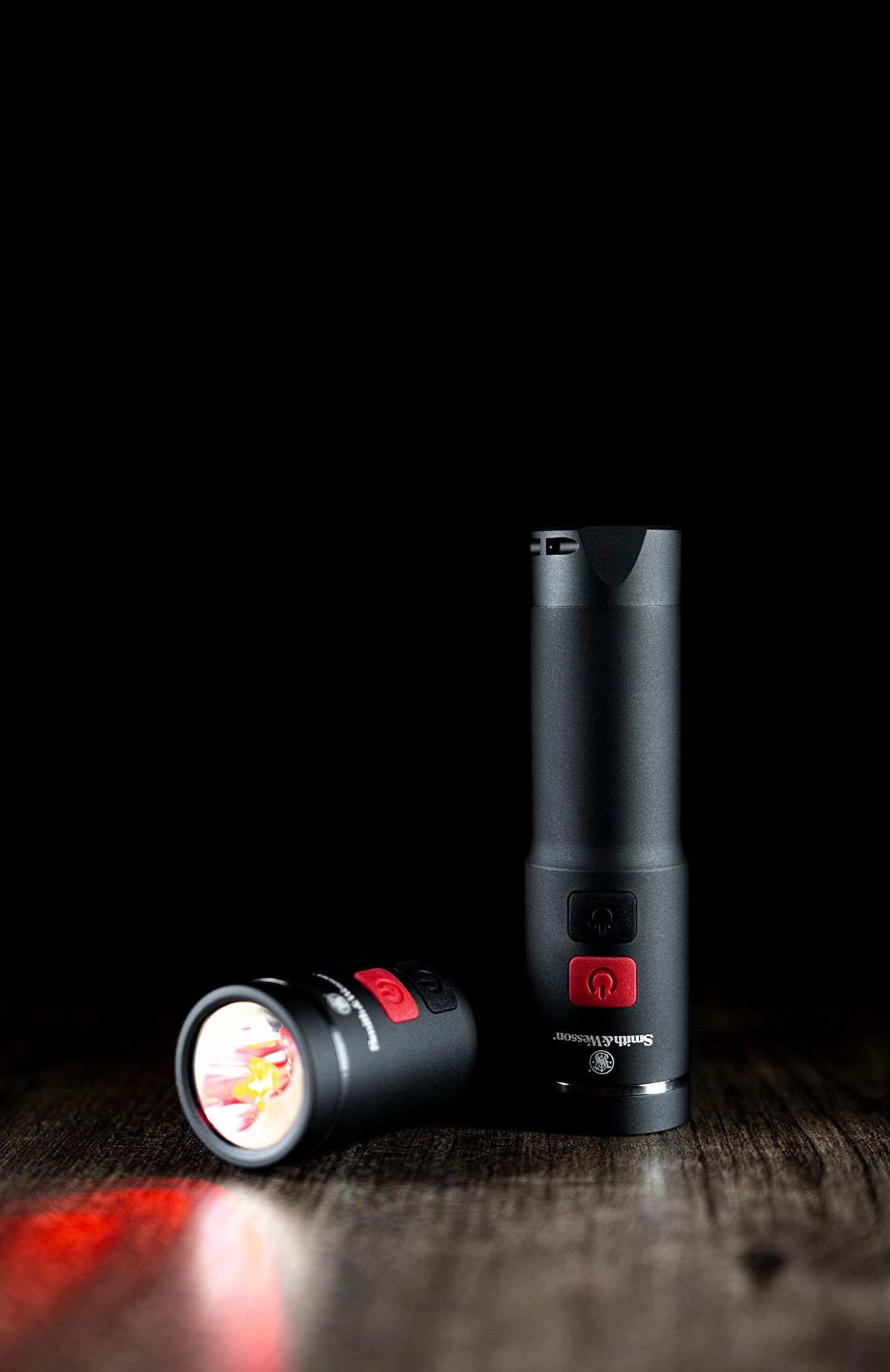 Smith & Wesson Night Guard Dual Beam Flashlight with 2 Color LEDs, Easy Operation and Heavy Duty Construction for Tracking, Survival, Hunting and Outdoor,Black