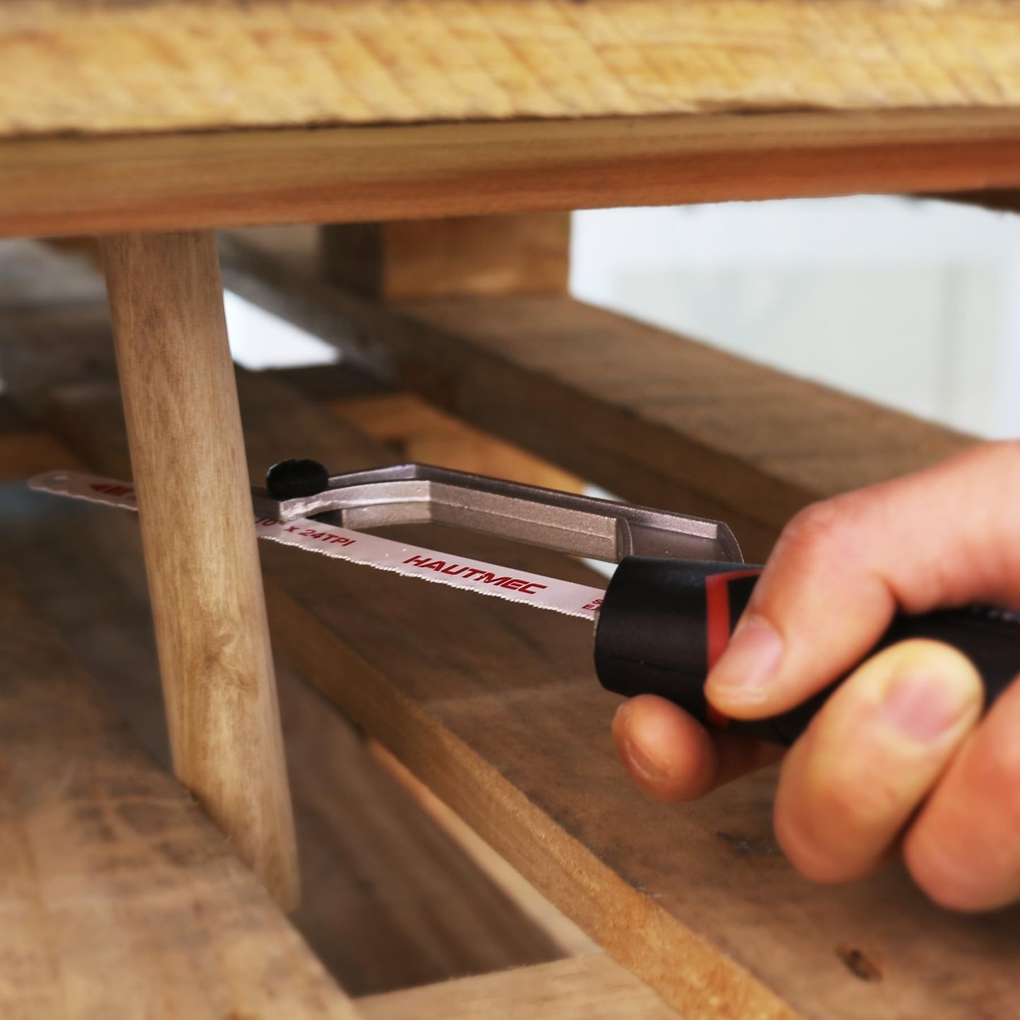 HAUTMEC Mini Hacksaw, 10" Compact Hacksaw with Cutting Guide Design, Tool-Free Blade Change, Compatible with 10"/12" Blades, Lightweight Hack Saw for Metal, PVC & Wood Cutting – HT0427