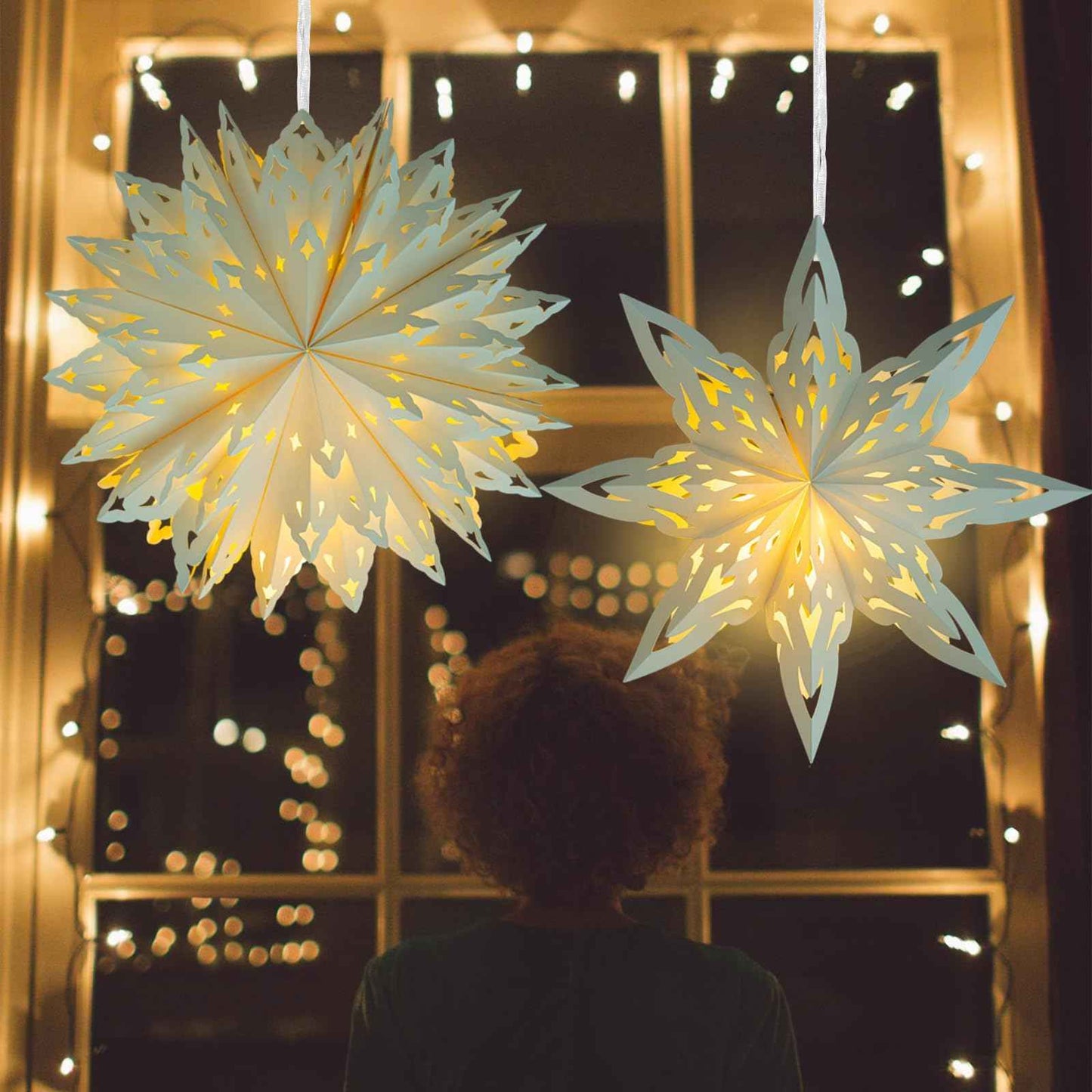 Christmas Paper Snowflake Lanterns, 2 Pack Christmas Paper Star Lantern with LED Light White Hanging Lamp Ornaments for Xmas Tree New Year Winter Frozen Weddings Birthday Holiday Party Decorations