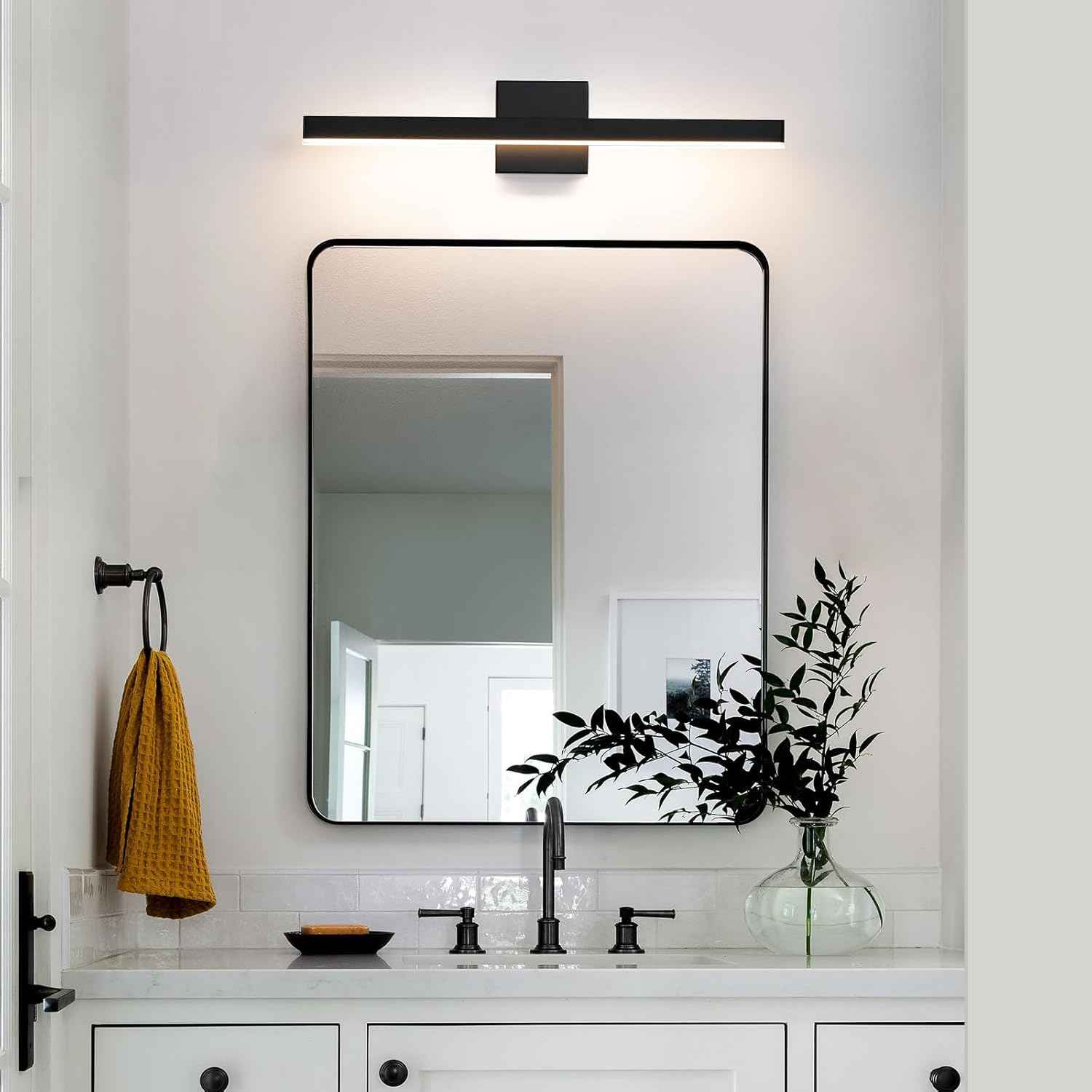 24-Inch Dimmable Gold Bathroom Vanity Light - Modern LED Bar Fixture for Over Mirror