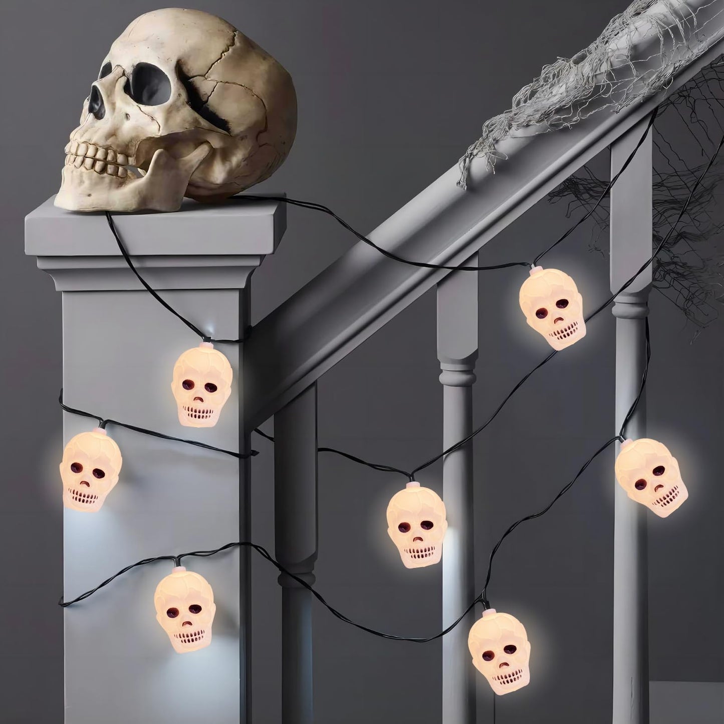 Skull String Lights - 8.5Ft Plug in String Lights Outdoor with 10 White Skeleton for Indoor/Outdoor Halloween Decoration, Hanging Ghost Head Lights for Party Patio Garden