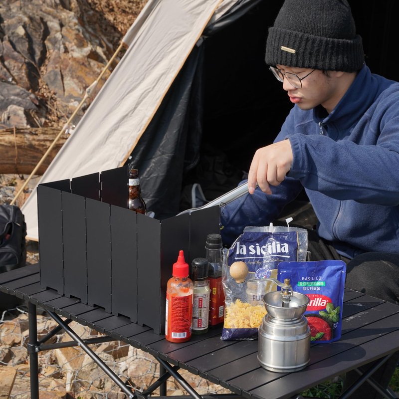 REDCAMP 9.5" High Folding Outdoor Stove Windscreen, 16 Plates Aluminum Camping Stove Windshield with Carrying bag, Lightweight Butane Burner Windshield, Black