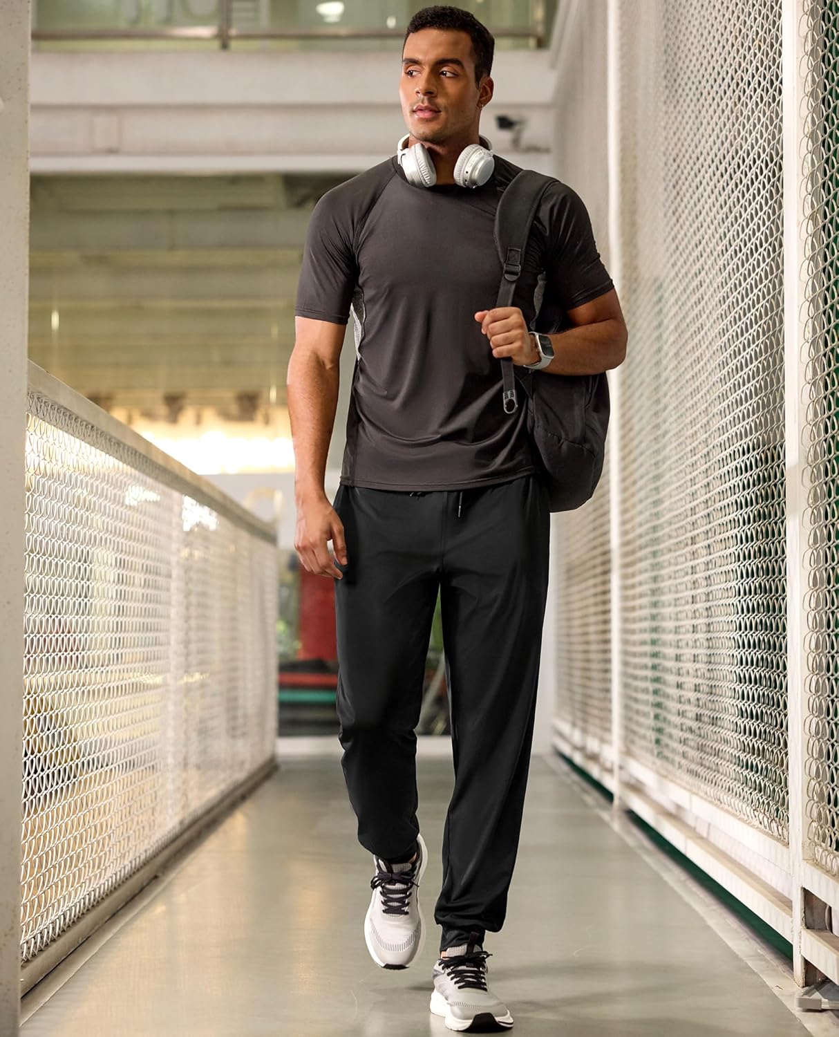 Skiennix Men's Joggers - Lightweight Athletic Sweatpants with Zipper Pockets for Gym & Hiking