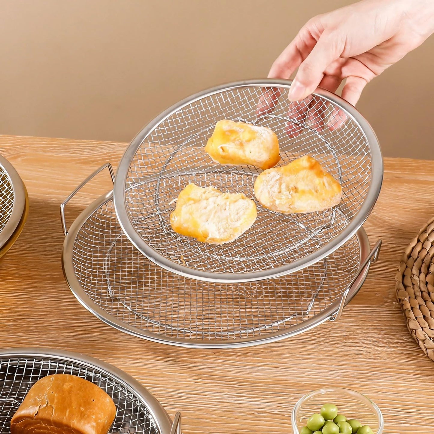 JANKOW Air Fryer Rack Round Stainless Steel Basket, Oil Strainer Basket, Round Stackable Grill, Deep Fryer Basket for Air Fryer Accessories in the Kitchen (Gold) (Silver)