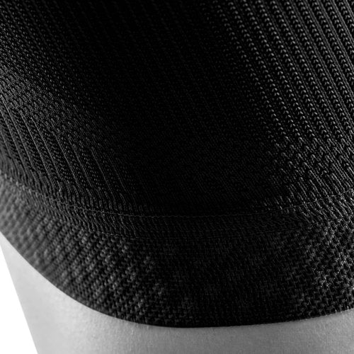 Bauerfeind Sports Compression Knee Support - Knee Sleeve for Relief and Support - Seamless Compression for better Performance - Lightweight & Durable - Black, Medium