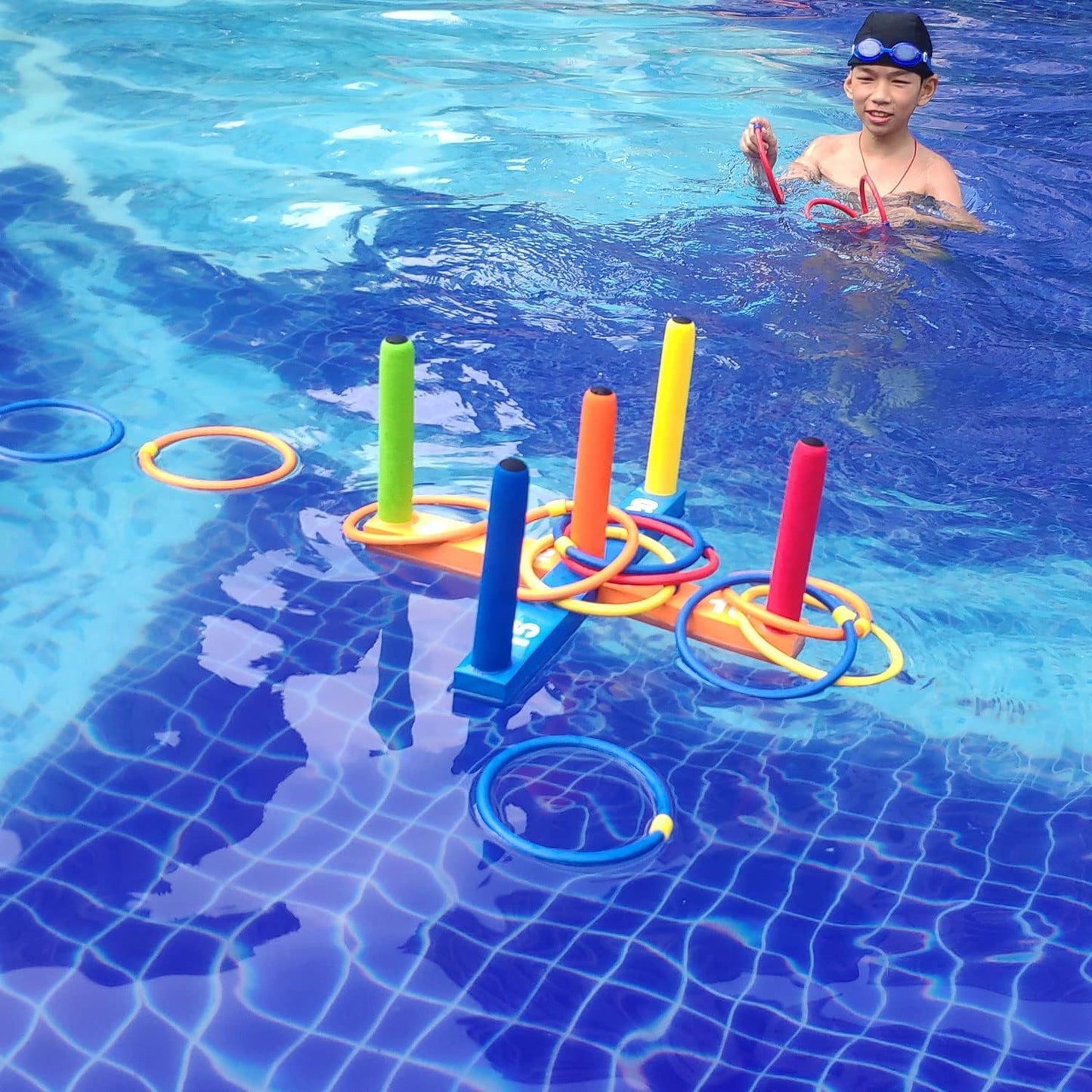 Skiennix Ring Toss Game - Fun Indoor & Outdoor Activity for Kids and Family | 5 Poles, 16 Rings in 4 Colors