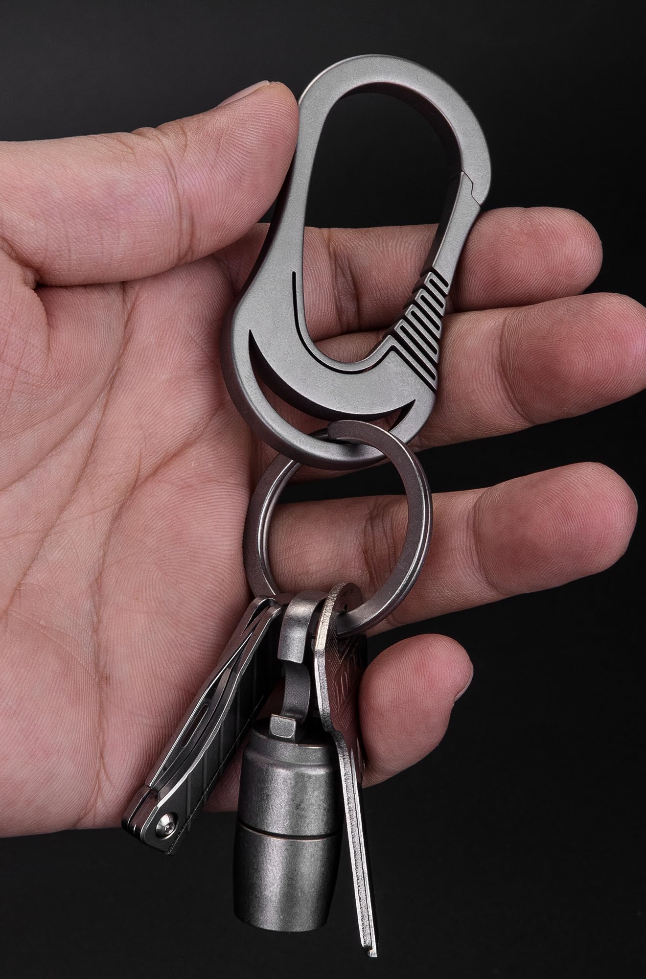 KEEPO LINK Titanium Keychain Carabiner Clip for Keys, EDC Carabiner Keychain Key Ring for Men & Women, OLM01 (Gunmetal Grey)