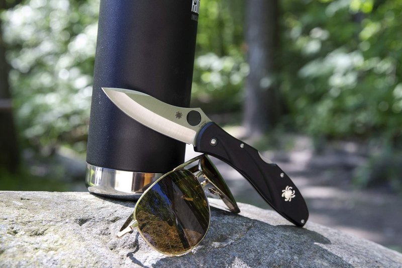 Spyderco Centofante 3 Folding Pocket Knife with 3" VG-10 Steel Blade and FRN Handle - EDC Knife for Men and Women, Perfect for Hunting, Tactical, Camping, Survival, Hiking - PlainEdge - C66PBK3