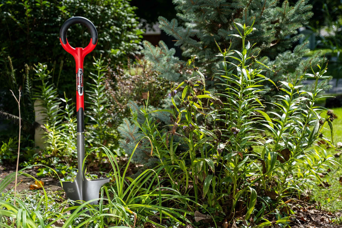 Radius Garden 22011 Root Slayer Shovel, Red