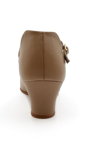 Capezio Women's Jr. Footlight Character Shoe Caramel 7 - Dance Performance Shoe