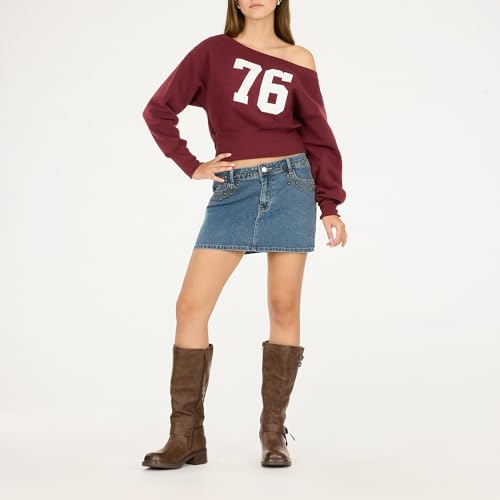 Forever 21 Women's Large Maroon Off-Shoulder Fleece Sweatshirt with Graphic