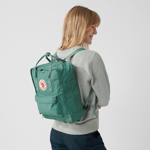 Fjallraven Women's Kanken Backpack, Frost Green Solid, One Size