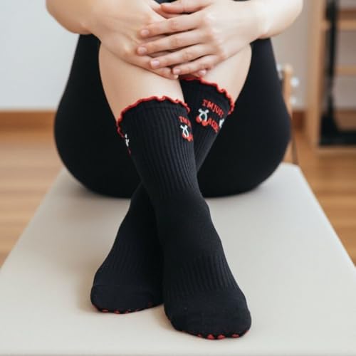 Cute Women’s Pilates Grip Socks - One Size / 1 Pack - I'm Just a Girl