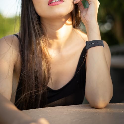 Silicone Floral Engraved Bands for Fitbit Versa - Midnight