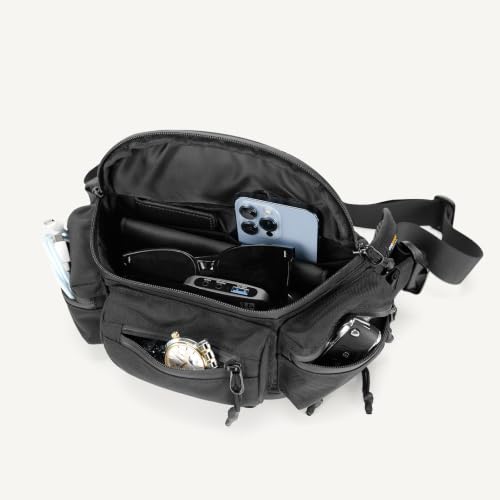 Reeyee 6.5L Expandable Waist Pack for Cycling and Outdoor Activities