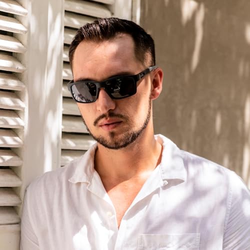 Polarised Sports Sunglasses for Men - UV400 Protection - Classic Black