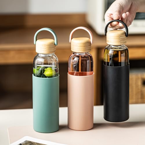 Green 21oz Borosilicate Glass Water Bottle with Silicone Non-Slip Sleeve & Leak-Proof Lid