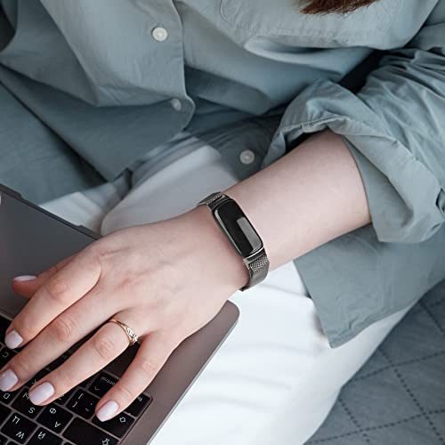 Vanjua Space Gray Metal Fitbit Luxe Band Stainless Steel Mesh Loop Adjustable Magnetic Strap