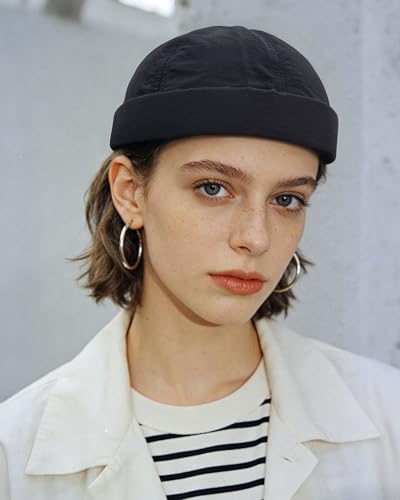 CLAPE One Size Lightweight Breathable Brimless Cap - Black Ct81