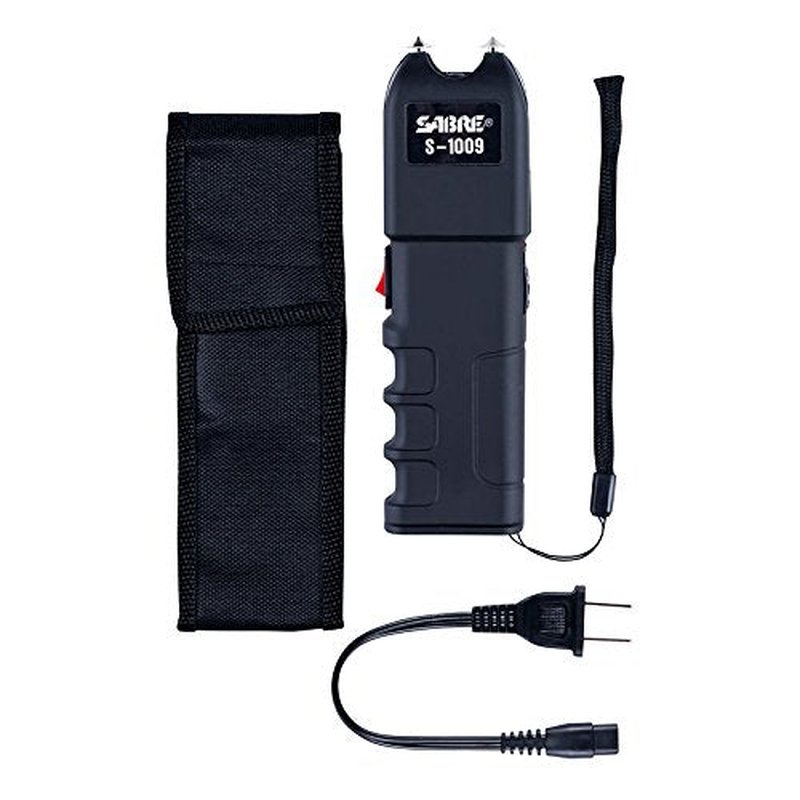 SABRE 2-in-1 Stun Gun with Flashlight and Anti-Grab Bar Technology, Painful 1.250 µC Charge, 120 Lumens, Rechargeable Battery, Safety Switch, Includes Wrist Strap and Belt Holster