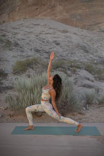 eKO SuperLite Yoga Mat - 1.5mm Natural Rubber, Foldable & Travel Friendly - Leaf Green, 71" x 24"
