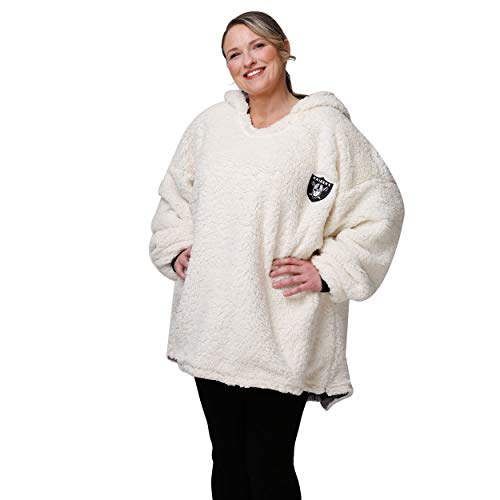 Las Vegas Raiders Reversible Oversized Sherpa Hoodie - Camo