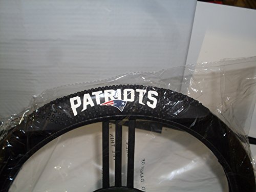 NFL Steering Wheel Cover - New England Patriots, Fits 14"-15"