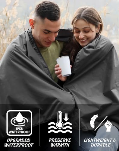 DUKUSEEK Black Waterproof Hooded Stadium Blanket - Large Outdoor Wearable Fleece for Camping Beach Sports