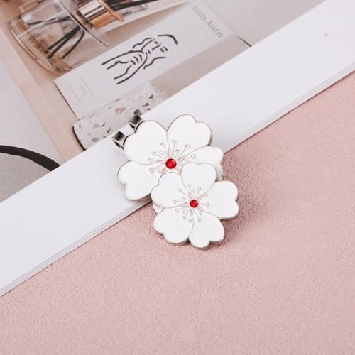 Cute Magnetic Golf Hat Clip - White Flower Design
