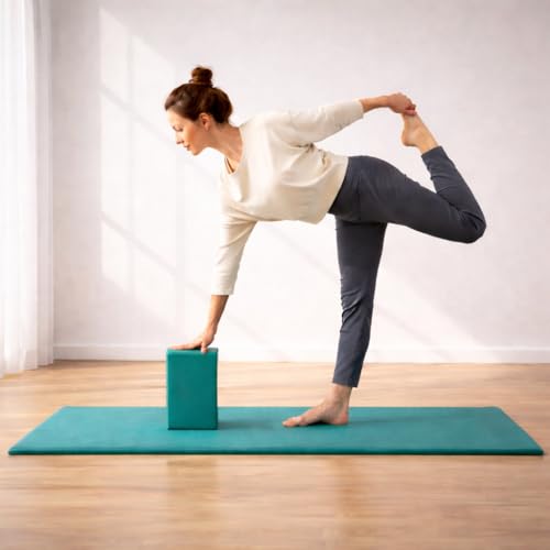 Yoga Kit - 7-Piece Set with Thick Mat, Blocks, Towels & Bag - Green